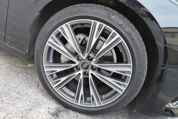 Used Audi A6L 2024 45 TFSI quattro Prestige Elegant Edition
