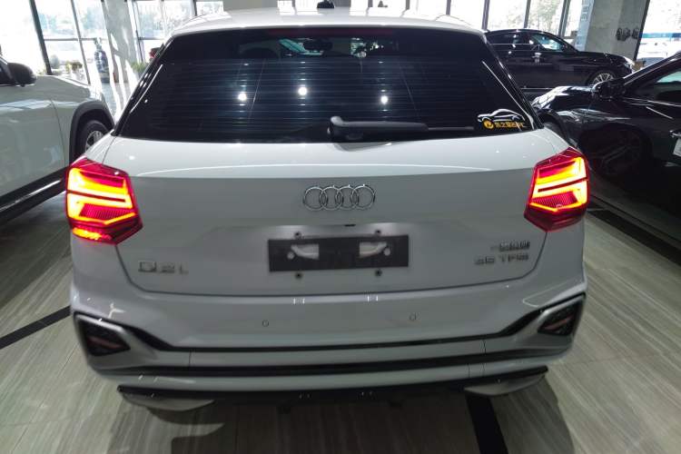 Used Audi Q2L 2022 35 TFSI Fashion Dynamic Model
