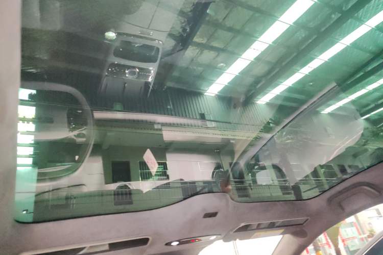 Used Geely Galaxy 8 2025 130km EM-i Flagship Edition Headliner