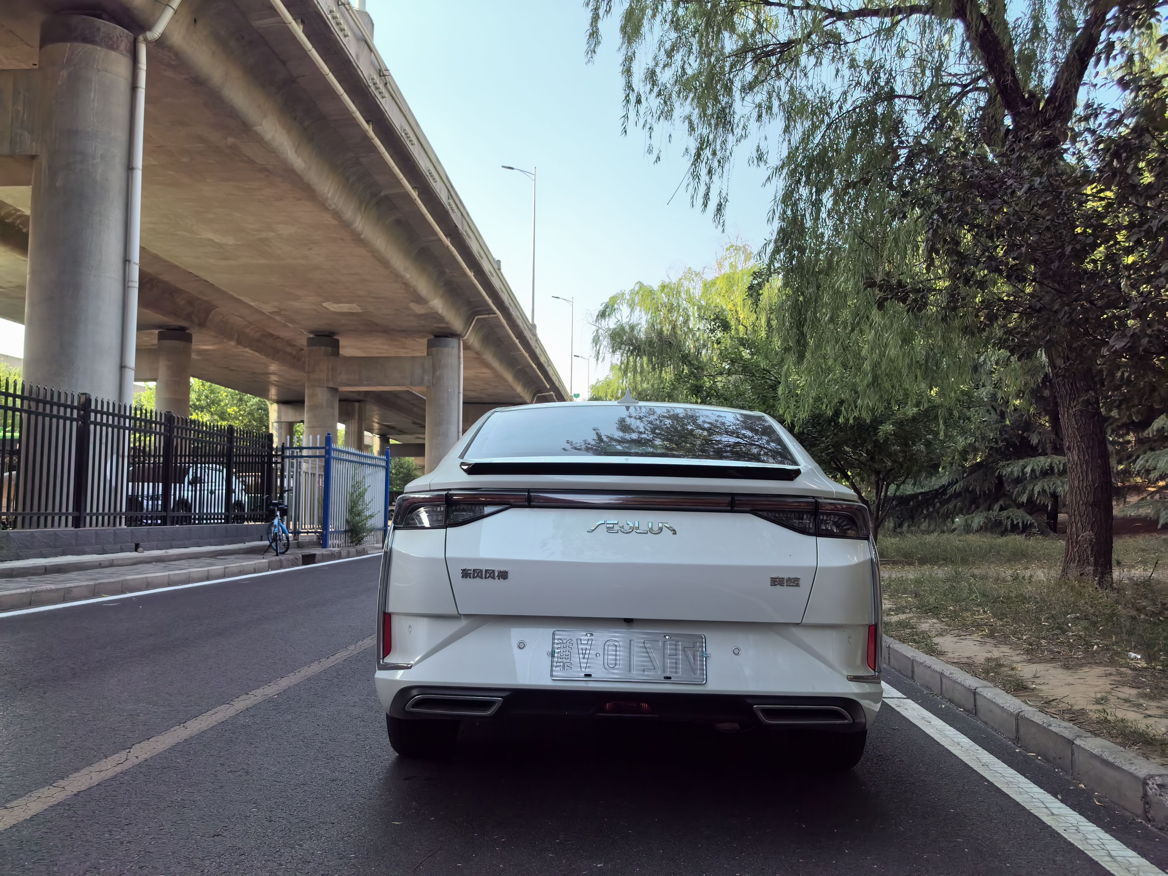 Dongfeng Aeolus Yixuan 2021 230T Automatic Glory Edition — снимка 4