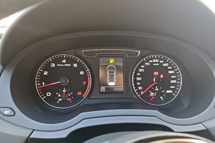 Used Audi Q3 2016 30 TFSI Fashion Model
