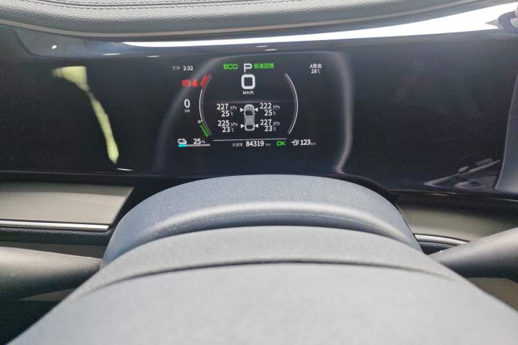 Used BYD Qin PLUS 2021 EV 500KM Luxury Model Instrument Cluster