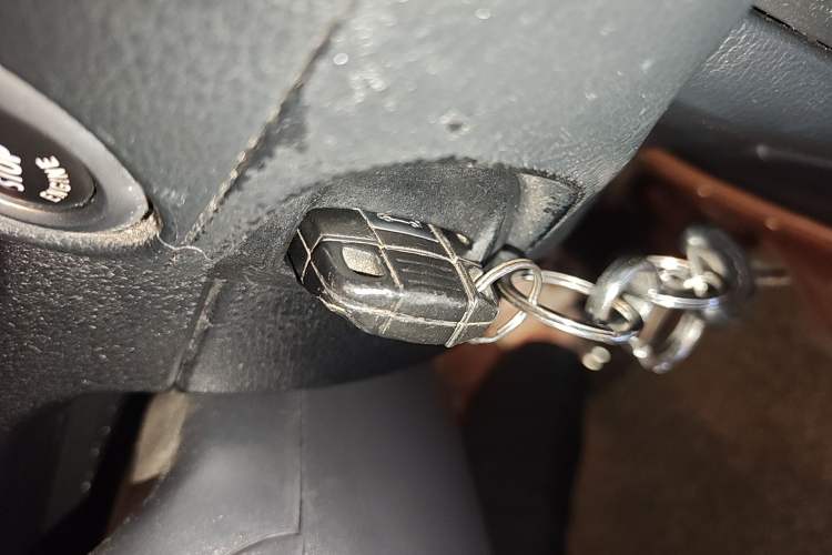 Used BMW X1 2013 sDrive18i Fashion Model Vehicle Key