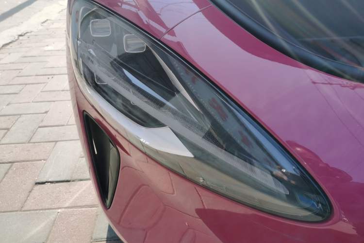 Used Xiaomi Auto SU7 2024 Four-Wheel-Drive Max Founder's Edition Right Front Headlight