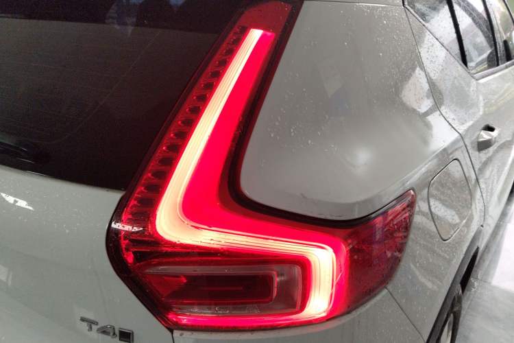 Used Volvo XC40 2022 T4 Four-Wheel Drive Smart & Stylish Edition