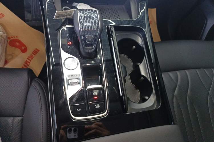 Used GAC Trumpchi M8 2024 Master Series Super Hybrid Edition Gear Lever