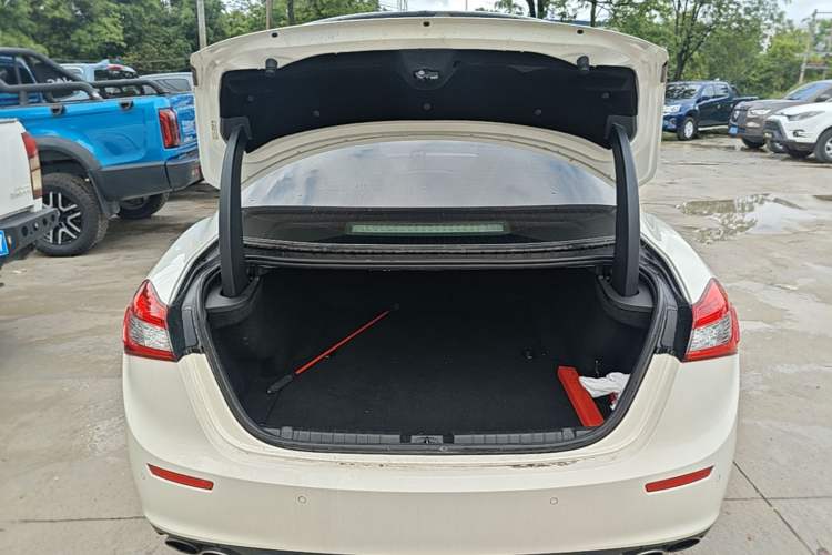 Used Maserati Ghibli 2014 3.0T Standard Edition
