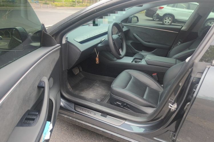 Used Tesla Model 3 2023 Long-Range All-Wheel-Drive Version
