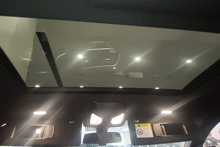 Used BMW 5 Series 2022 Restyled 525Li M Sport Package Headliner