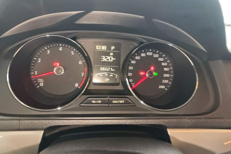 Used Volkswagen Lavida 2017 1.6L Automatic Comfort Edition