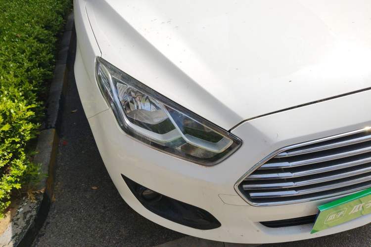 Used Ford Escort 2015 1.5L Manual Comfort Model