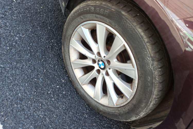 Used BMW 5 Series GT 2015 528i Leading Model