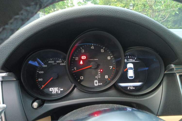 Used Porsche Macan 2017 Macan 2.0T Instrument Cluster