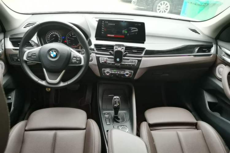 Used BMW X1 2022 sDrive20Li Fashion Model Center Console