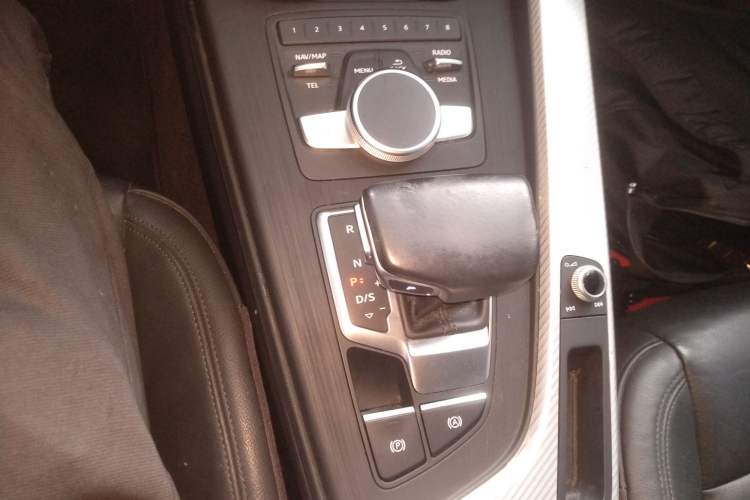 Used Audi A4L 2017 Plus 40 TFSI Fashion Model