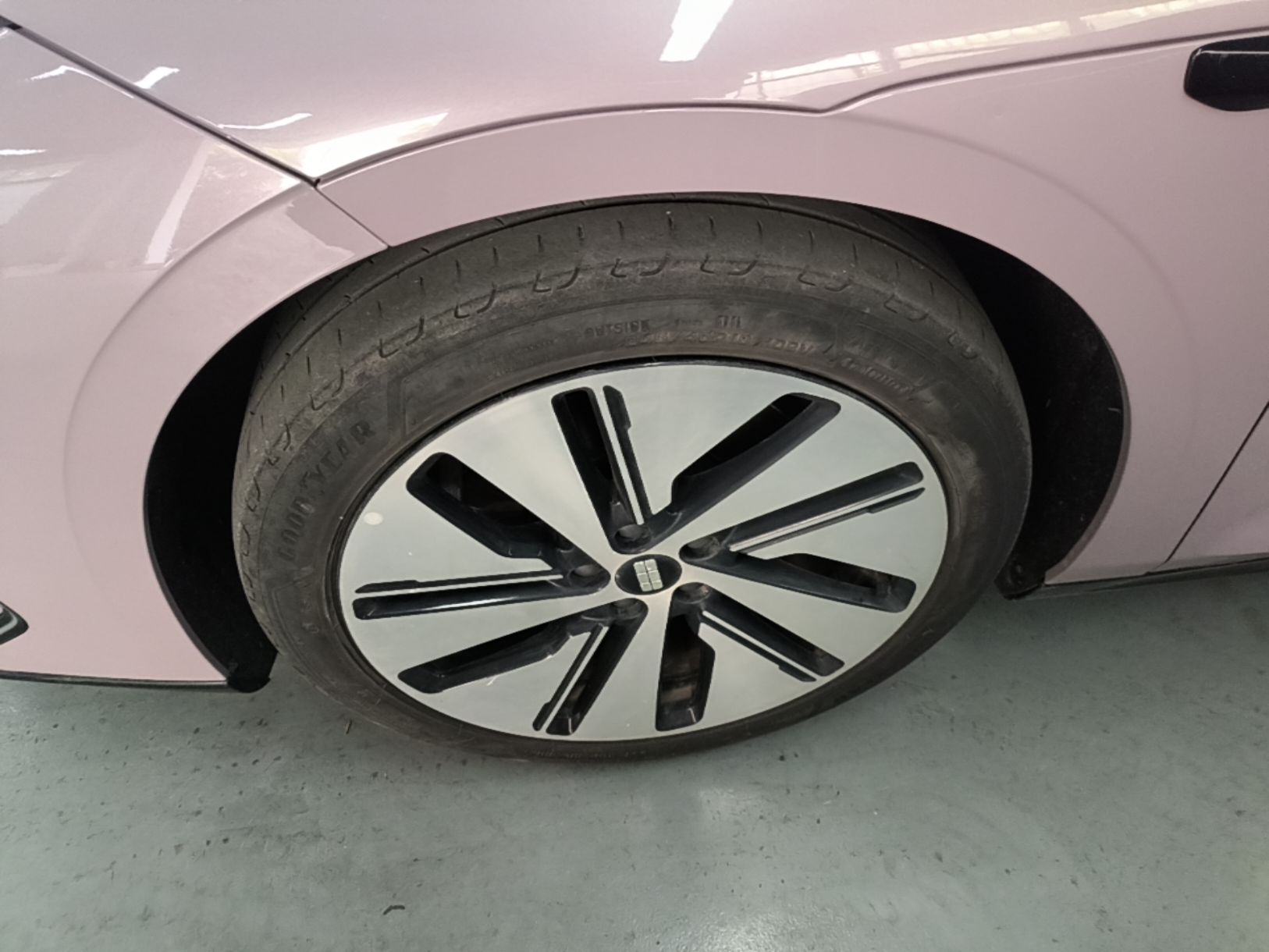 Geely Galaxy E8 2024 665 km Range Rear-Drive Starship Long-Range Version — снимка 10
