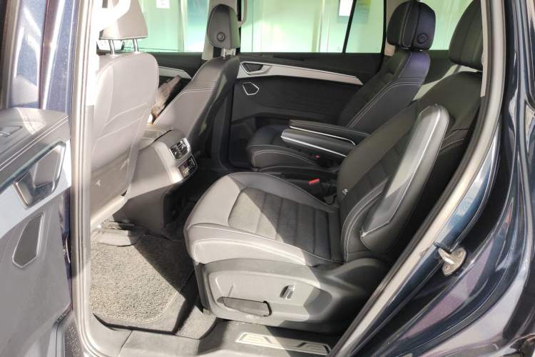 Used Volkswagen Talagon 2023 Facelift 380TSI All-Wheel-Drive Luxury Jiajing Pro 6-Seater
