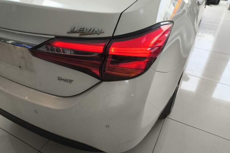 Used Toyota Levin 2018 185T CVT Luxury Edition China V Standard Right Rear Taillight
