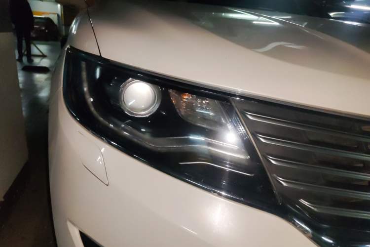 Used Lincoln MKX 2015 2.0T Four-Wheel Drive Luxury Edition
