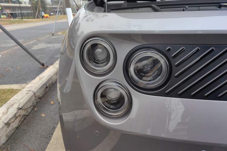 Used firefly firefly 2025 Illuminated Edition