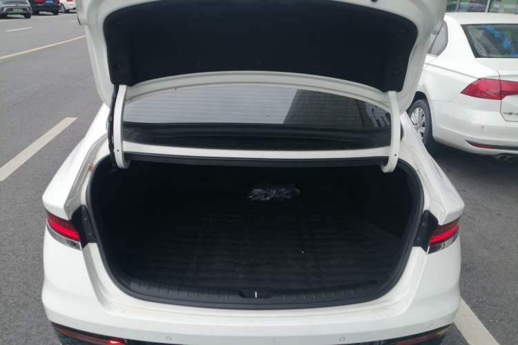 Used Hyundai Lafesta 2019 280TGDi Smart Speed Version China VI Standard