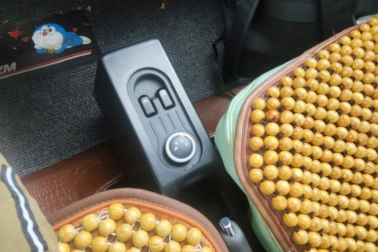 Used Wuling Hongguang MINIEV 2021 Macaron Premium Model – Lithium Iron Phosphate Gear Lever