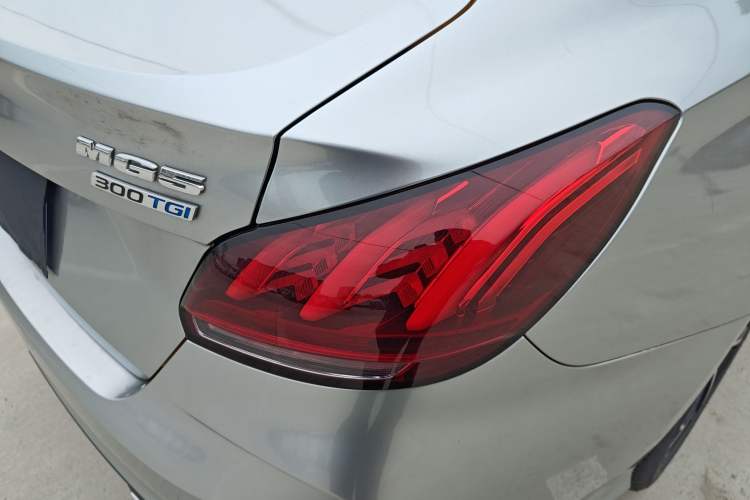 Used MG 5 2021 300TGI DCT Elegant Luxury Edition
