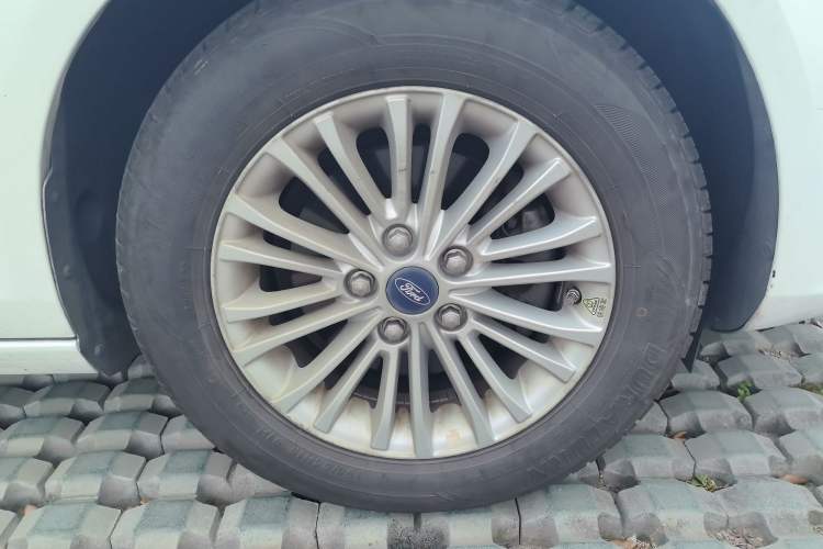 Used Ford Escort 2015 1.5L Automatic Comfort Edition