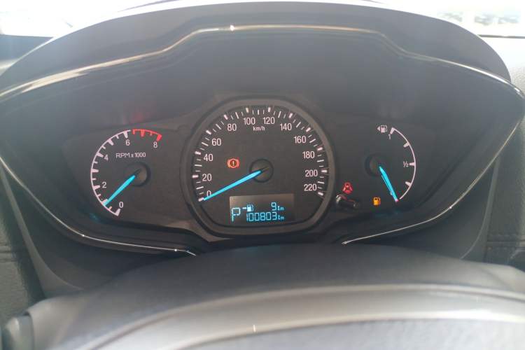 Used Ford Escort 2015 1.5L Automatic Fashion Model