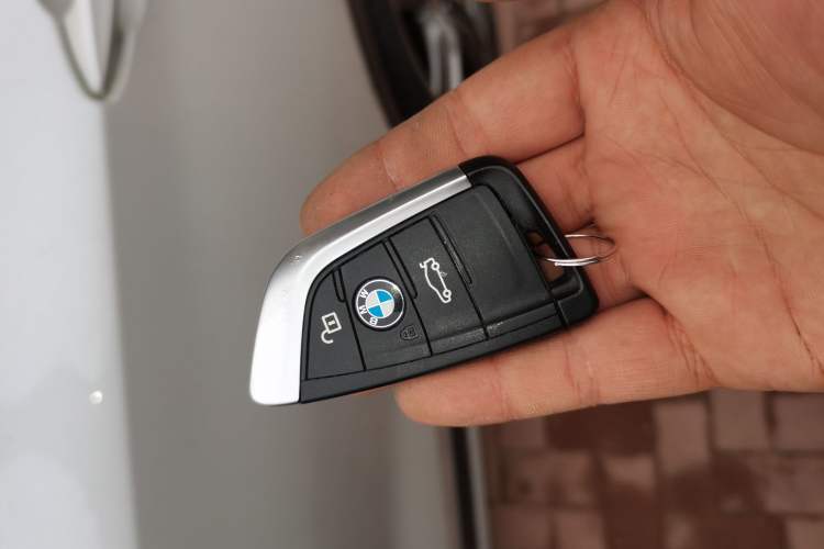 Used BMW X2 2020 sDrive25i Leading Model M Sport Package Vehicle Key