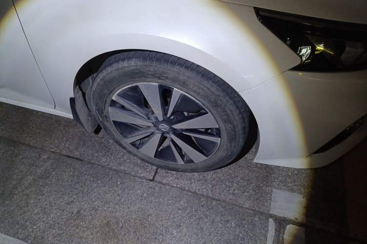 Used Nissan Teana 2021 2.0L XL Comfort Edition Right Front Wheel Hub