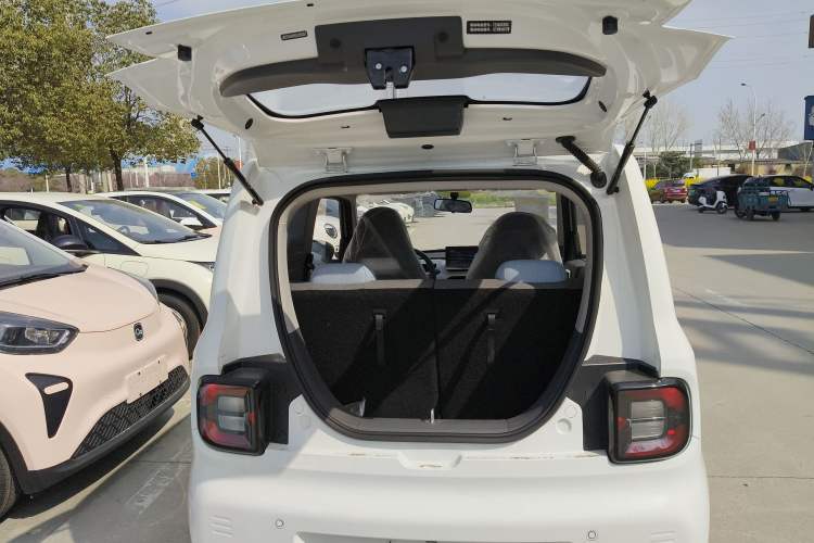 Used Geely Galaxy Panda 2024 Panda Mini 200km Endurance Bear