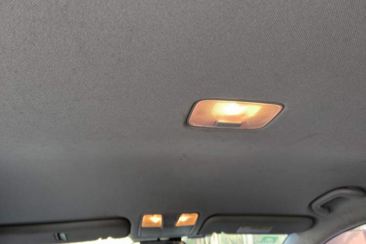 Used Hyundai Elantra (5th Generation / Langdong) 2016 1.6L Automatic Smart Version