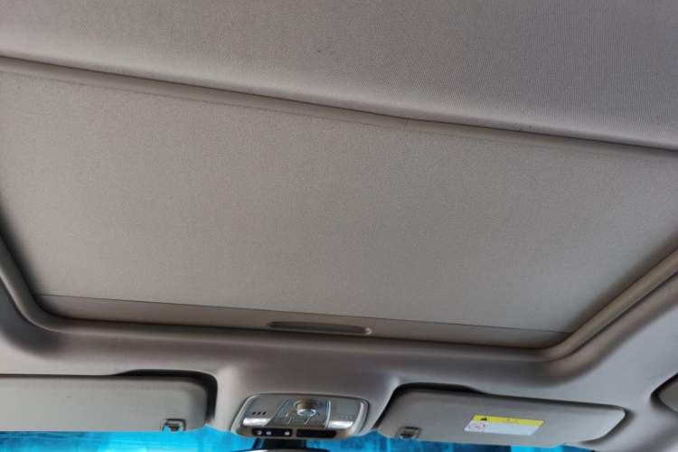 Used Buick GL8 2018 ES 28T Luxury Model China VI Standard Headliner