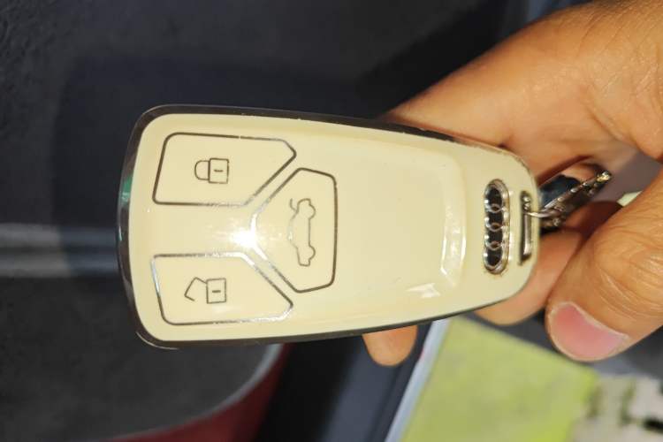 Used Audi A4L 2022 40 TFSI Luxury Dynamic Model