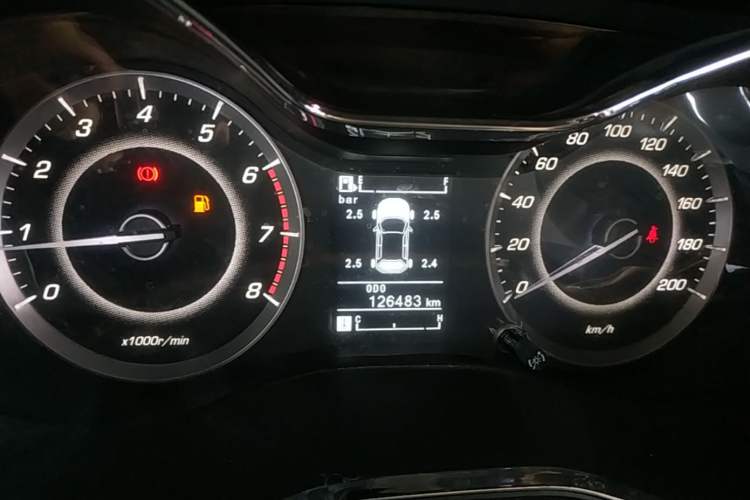 Used Baojun 560 2015 1.8L manual luxury version