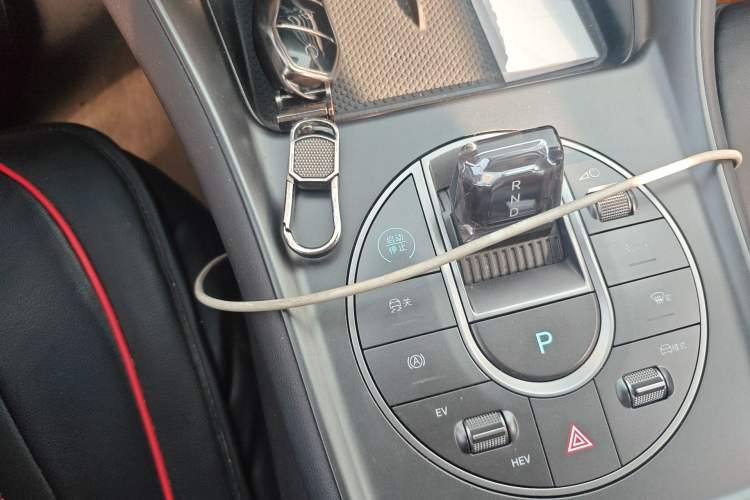 Used BYD Sealion 05 DM-i 2025 DM-i 75KM Prestige Model Gear Lever