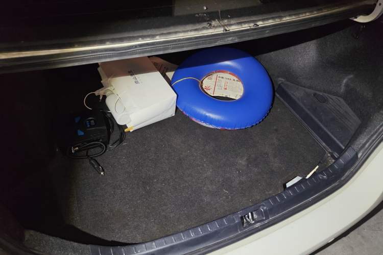 Used Toyota Levin 2016 1.6G CVT Elite Edition Trunk