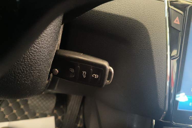 Used Volkswagen Passat 2016 280TSI DSG Prestige Edition Vehicle Key