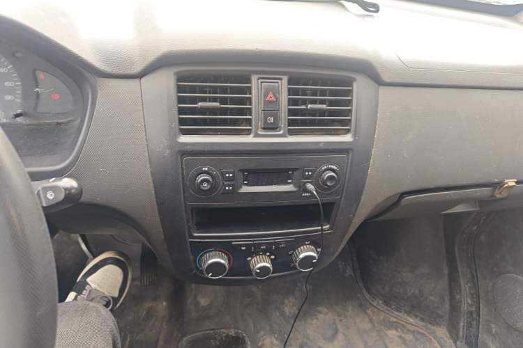 Used Wuling Rongguang 2015 1.2L S Base Model CNG