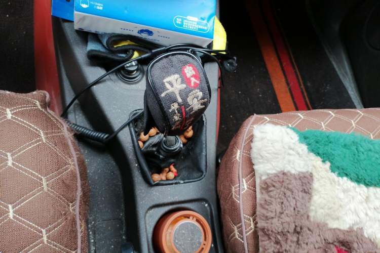 Used Wuling Hongguang 2014 1.2L S Standard Version China IV Standard Gear Lever