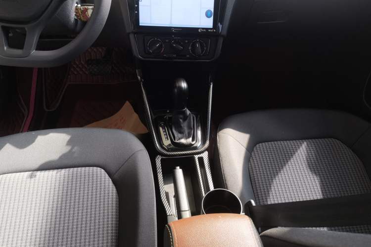 Used Volkswagen Santana 2021 1.5L Automatic Fashion Edition Gear Lever