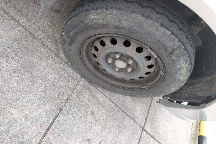 Used FORTHING Lingzhi 2018 M3 1.6L 7-Seater Comfort Model