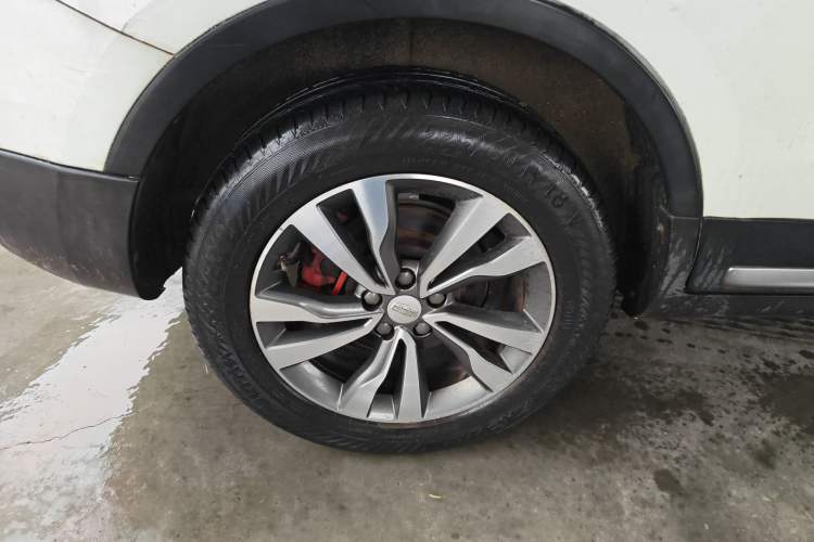 Used Geely Auto Emgrand X7 Sport 2016 1.8TD Automatic Smart Connectivity Version Right Rear Wheel Hub