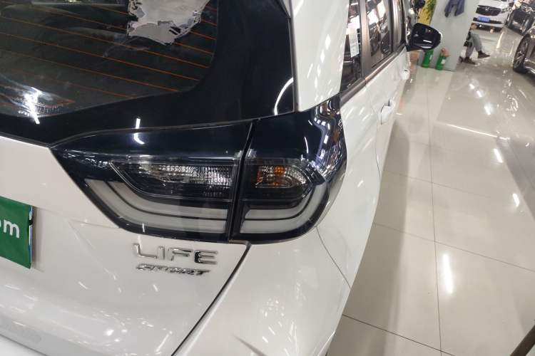 Used Honda LIFE 2021 1.5L CVT SPO-SS Dynamic Edition