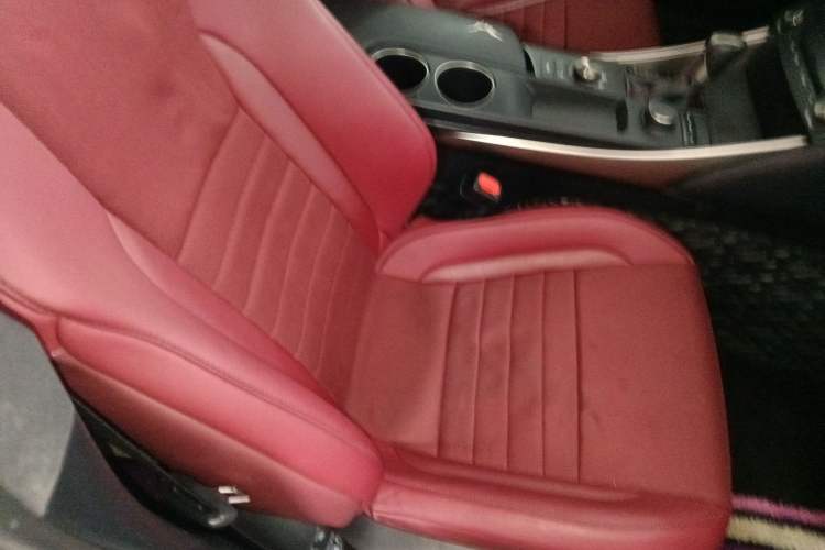 Used Lexus IS 2015 200t F SPORT