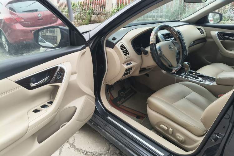 Used Nissan Teana 2013 2.0L XL Comfort Edition Driver Seat