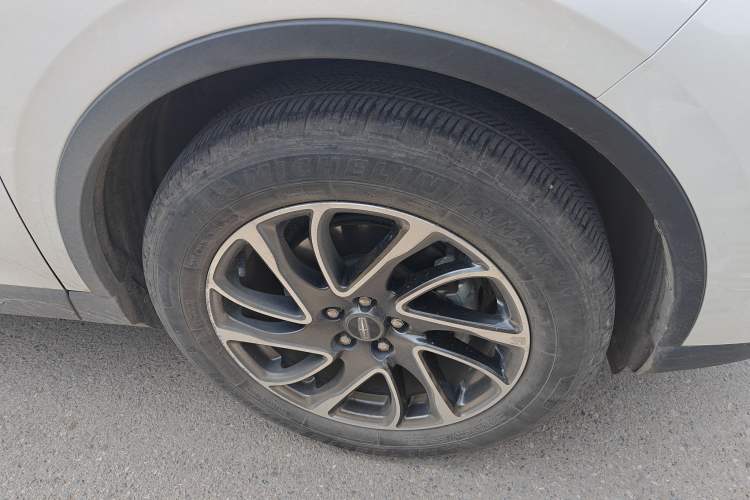 Used Lincoln Corsair 2021 2.0T Two-Wheel-Drive Luxury Edition