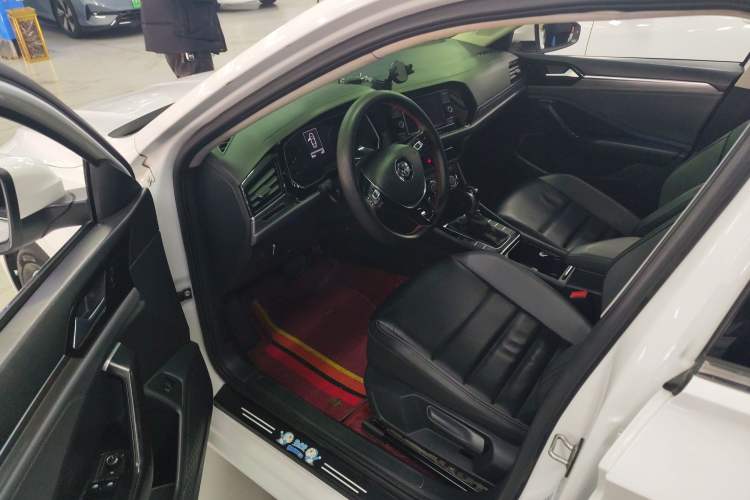 Used Volkswagen Sagitar 2019 200TSI DSG Comfort Version China VI Standard Driver Seat