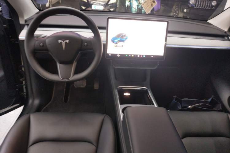 Used Tesla Model Y 2024 Rear-Wheel-Drive Version Center Console